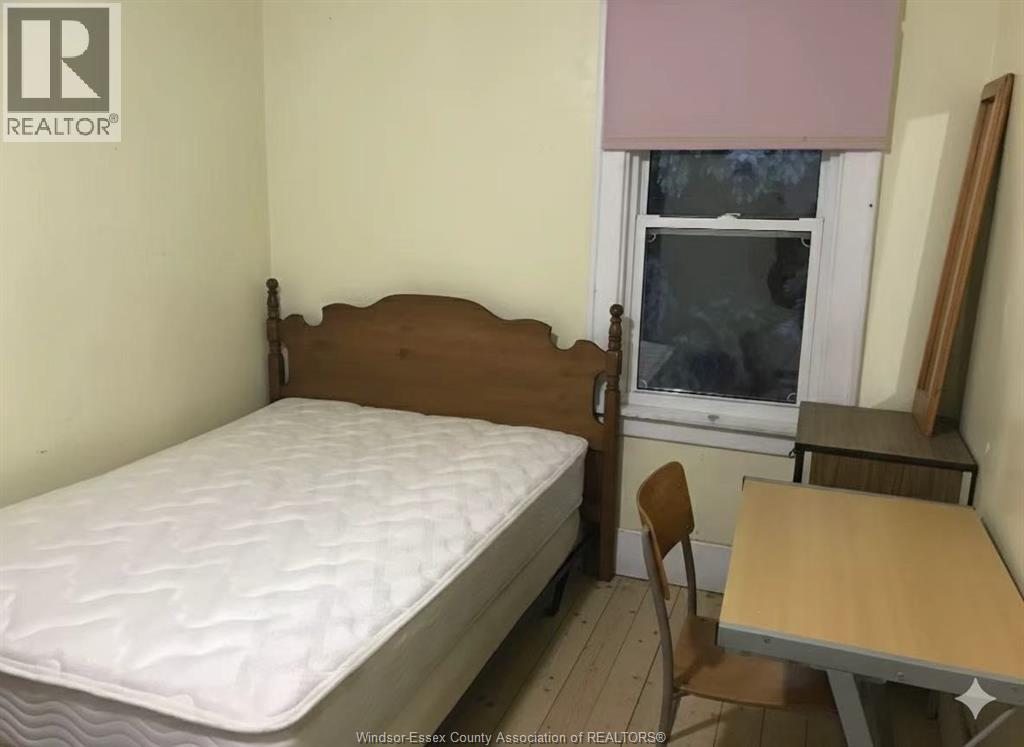 458 Partington, Windsor, Ontario  N9B 2N5 - Photo 8 - 25027741