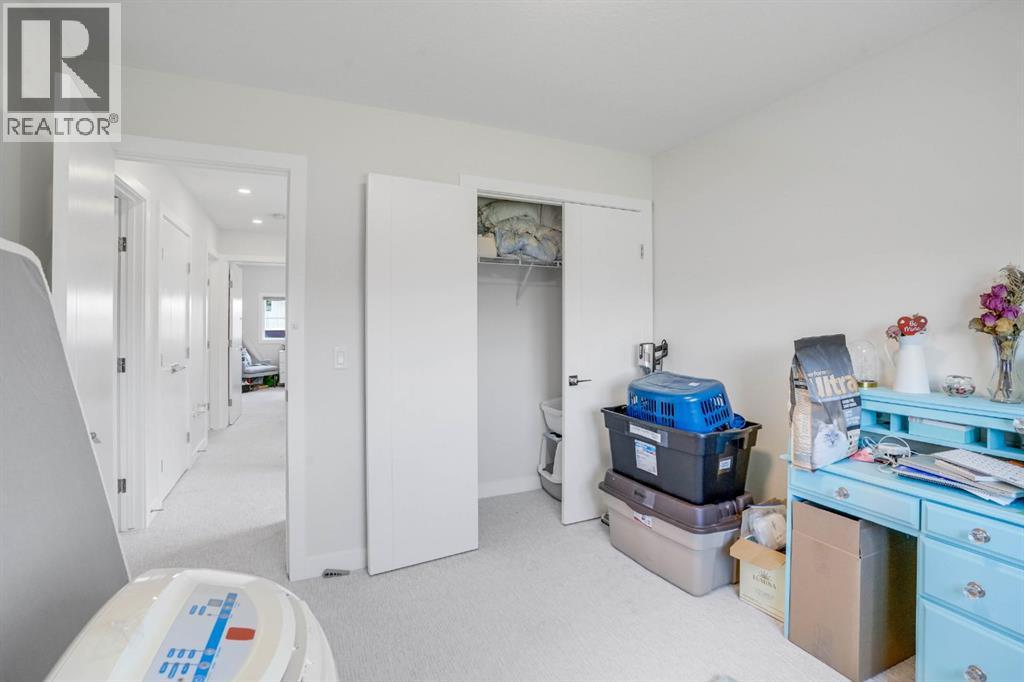 28 Midtown Close Sw, Airdrie, Alberta  T4B 5G9 - Photo 18 - A2256790