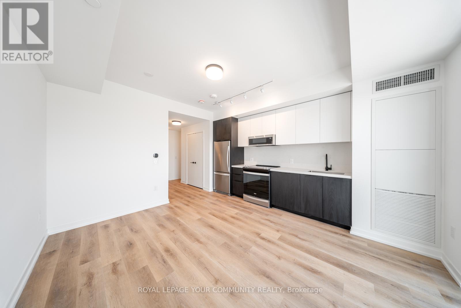 603 - 5 York Garden Way, Toronto, Ontario  M6A 2V1 - Photo 8 - W12360286