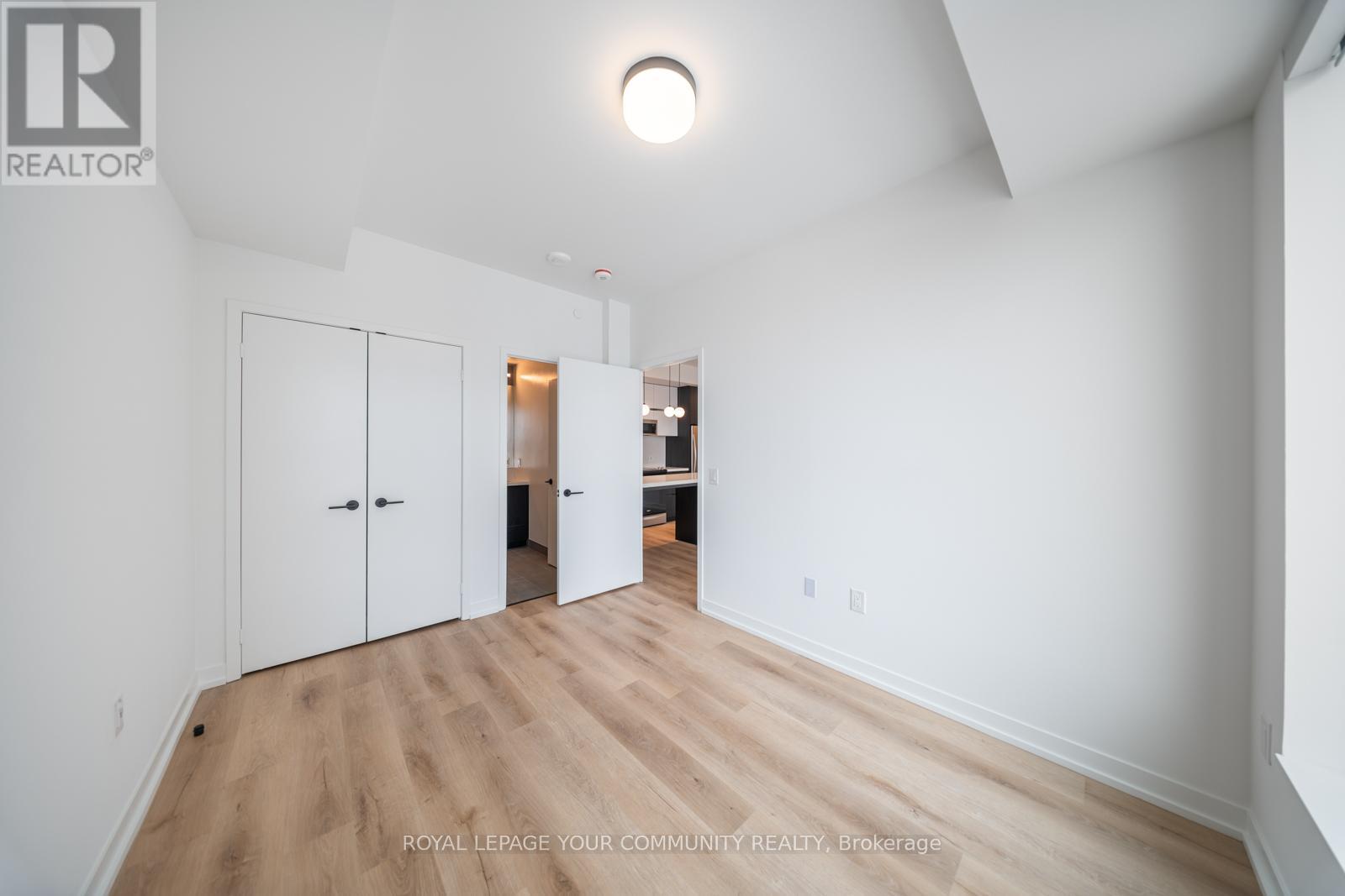 711 - 5 York Garden Way, Toronto, Ontario  M6A 2V1 - Photo 16 - W12360288