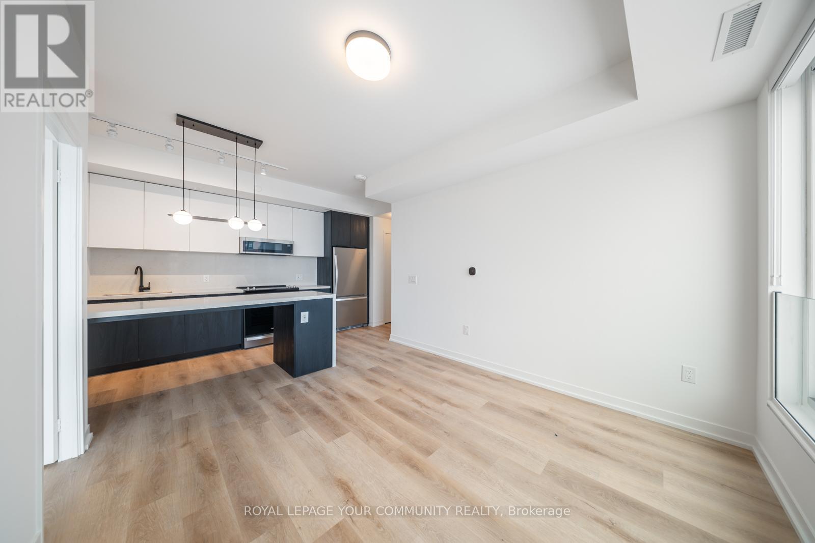 711 - 5 York Garden Way, Toronto, Ontario  M6A 2V1 - Photo 14 - W12360288