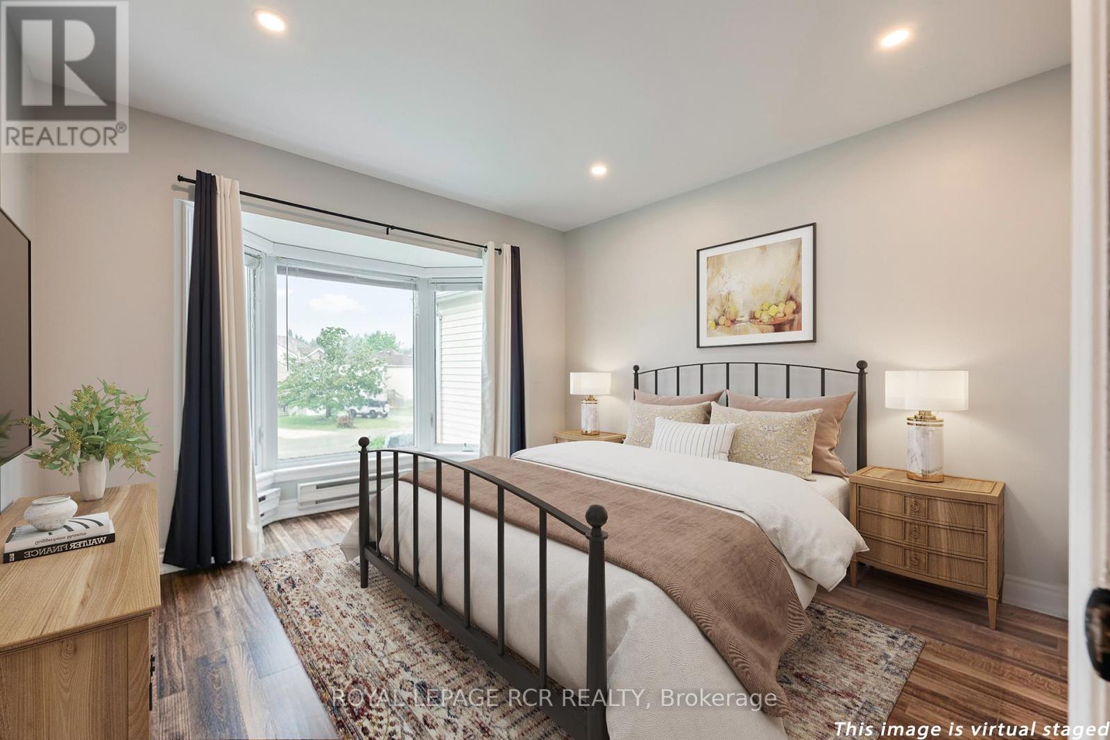 310 Shelburne Place, Shelburne, Ontario  L9V 3A9 - Photo 10 - X12497326