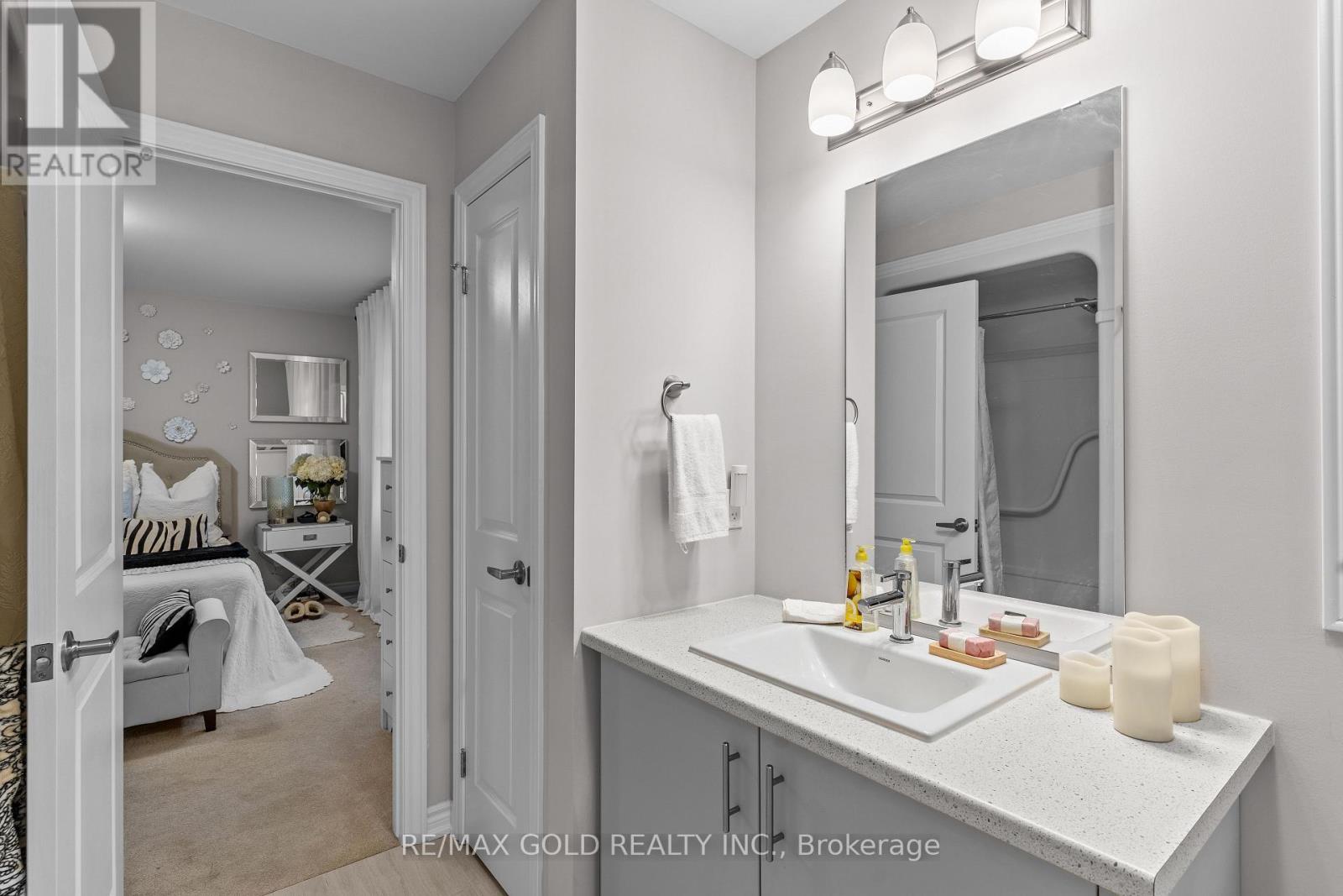 7865 Seabiscuit Drive, Niagara Falls, Ontario  L2H 3T9 - Photo 21 - X12500478