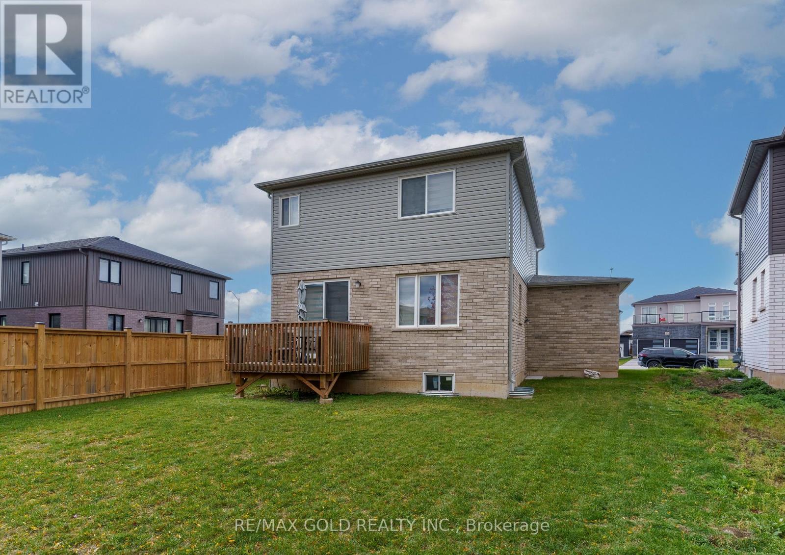 7865 Seabiscuit Drive, Niagara Falls, Ontario  L2H 3T9 - Photo 24 - X12500478