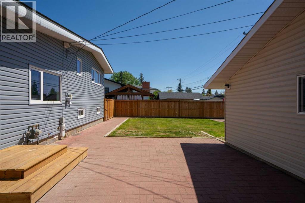 1039 Lake Bonavista Drive Se, Calgary, Alberta  T2J 0N8 - Photo 44 - A2262749