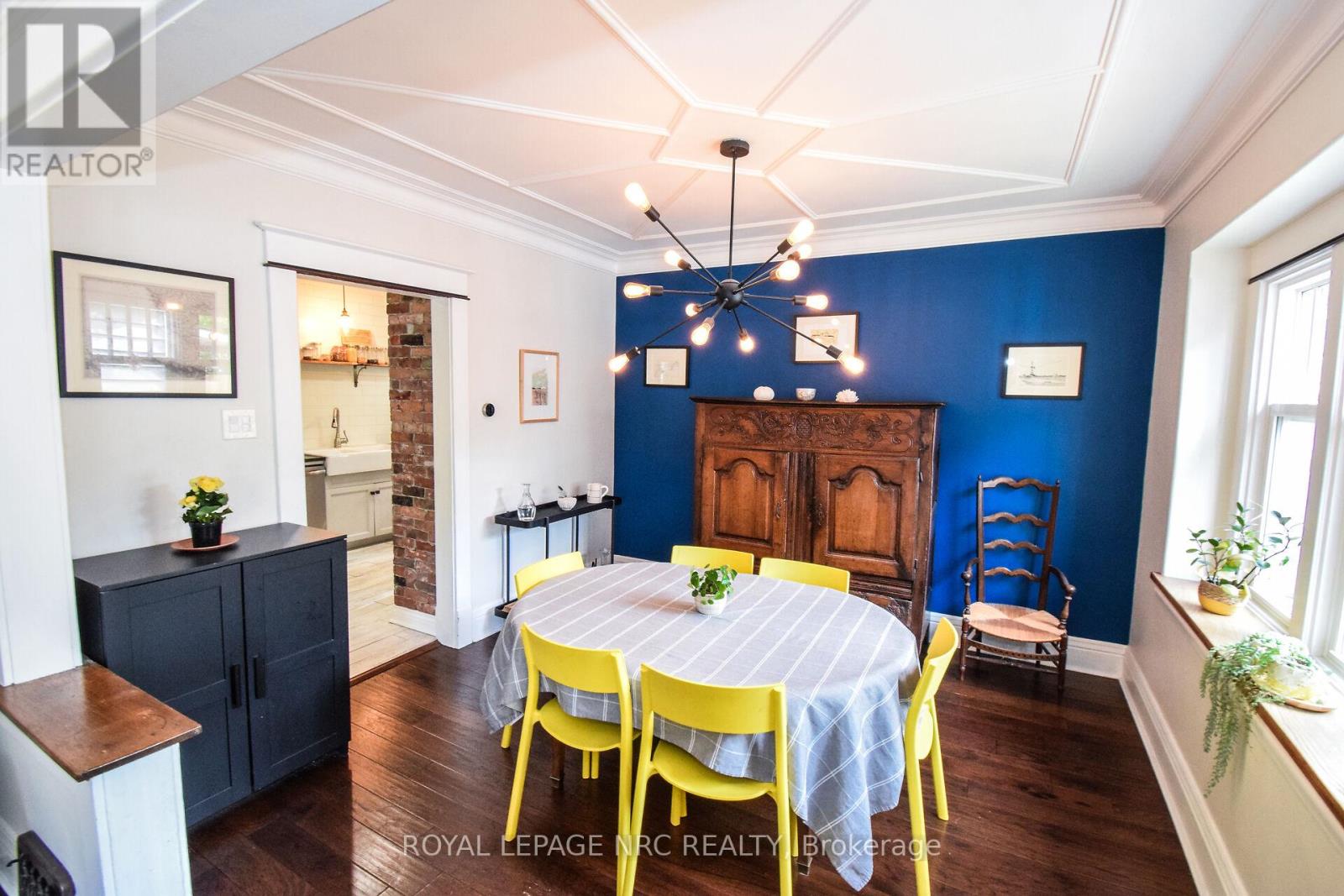 40 Louisa Street, St. Catharines, Ontario  L2R 2J6 - Photo 11 - X12500492