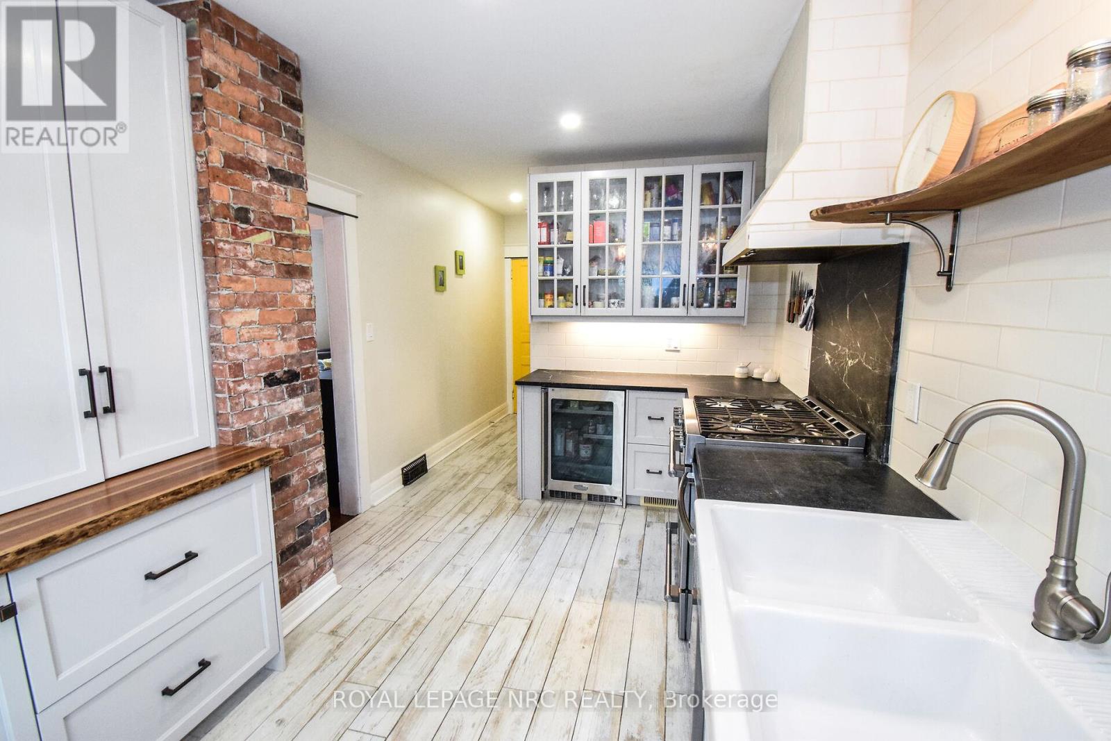 40 Louisa Street, St. Catharines, Ontario  L2R 2J6 - Photo 21 - X12500492