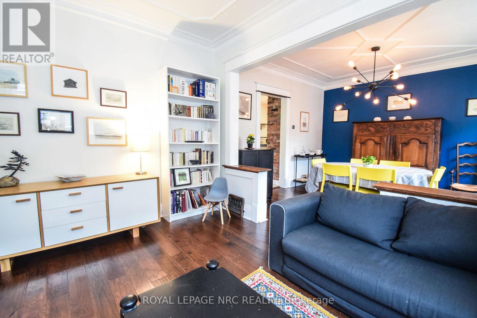 40 Louisa Street, St. Catharines, Ontario  L2R 2J6 - Photo 7 - X12500492