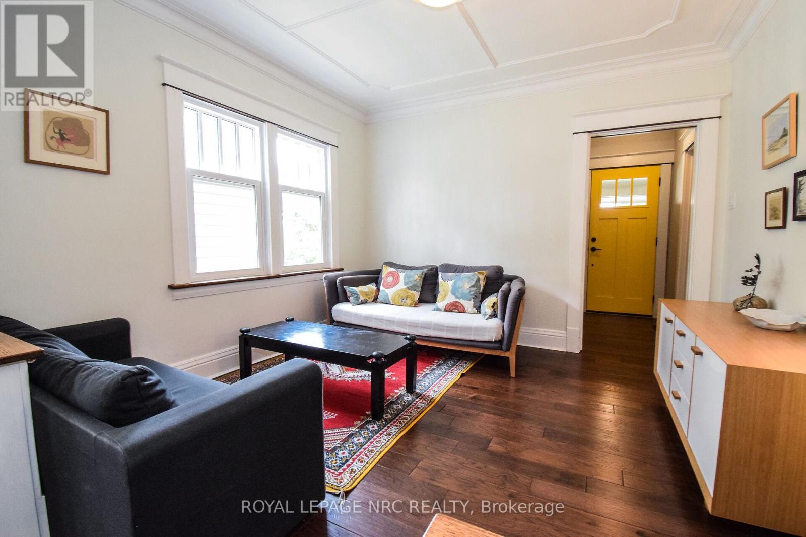 40 Louisa Street, St. Catharines, Ontario  L2R 2J6 - Photo 9 - X12500492