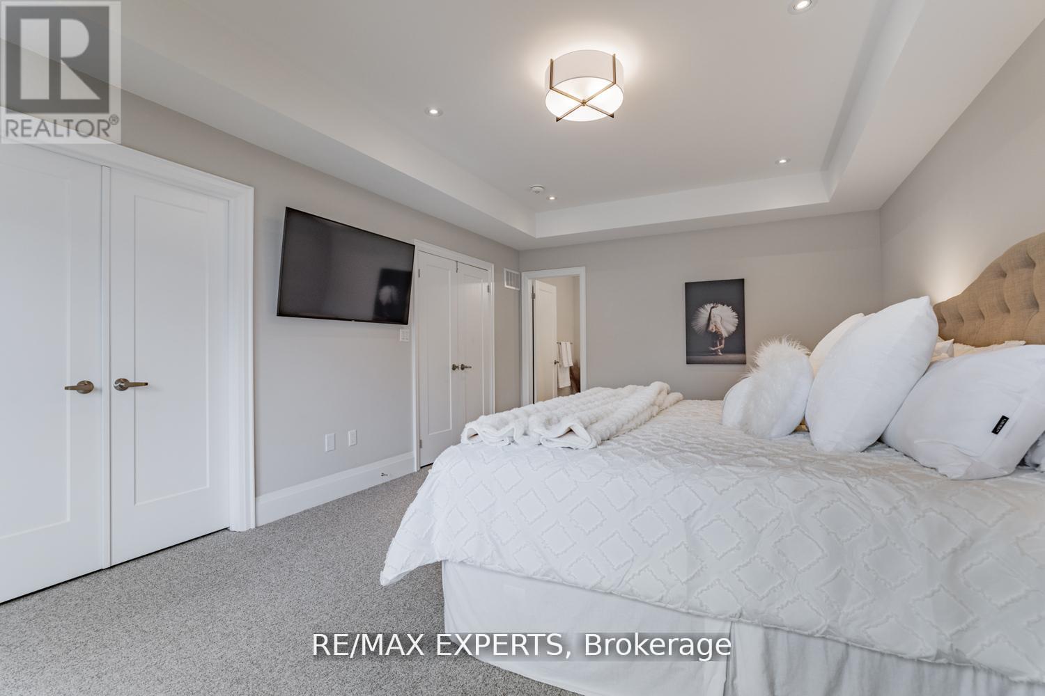 75 Bethpage Crescent, Newmarket, Ontario  L3X 1B8 - Photo 28 - N12488728