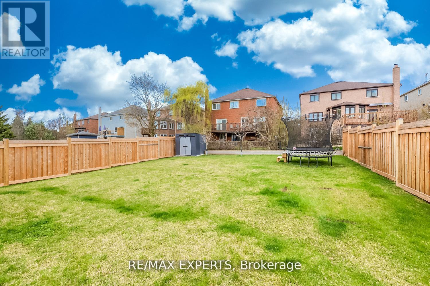 75 Bethpage Crescent, Newmarket, Ontario  L3X 1B8 - Photo 42 - N12488728