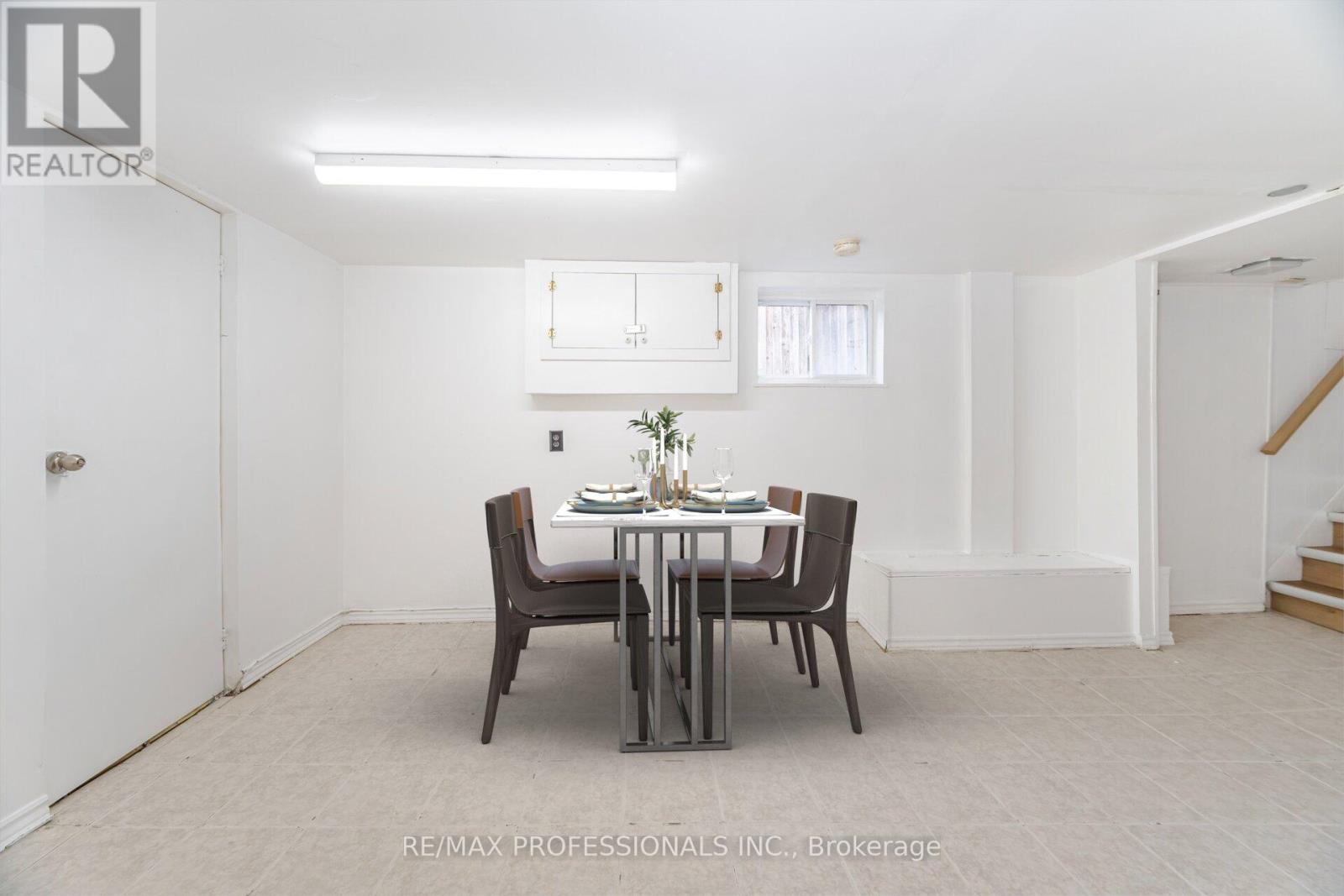 685 Kipling Avenue, Toronto, Ontario  M8Z 5G4 - Photo 32 - W12498932