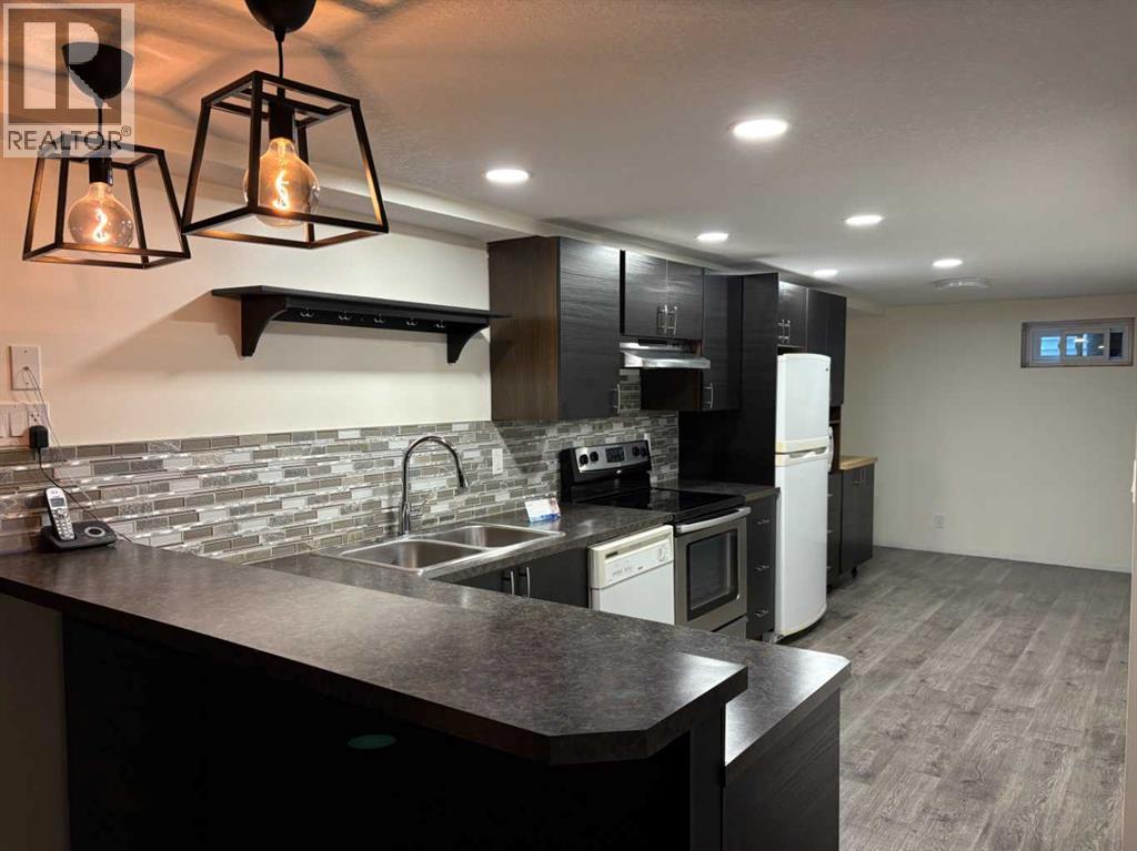 73 Kirby Place Sw, Calgary, Alberta  T2V 2K7 - Photo 17 - A2238186