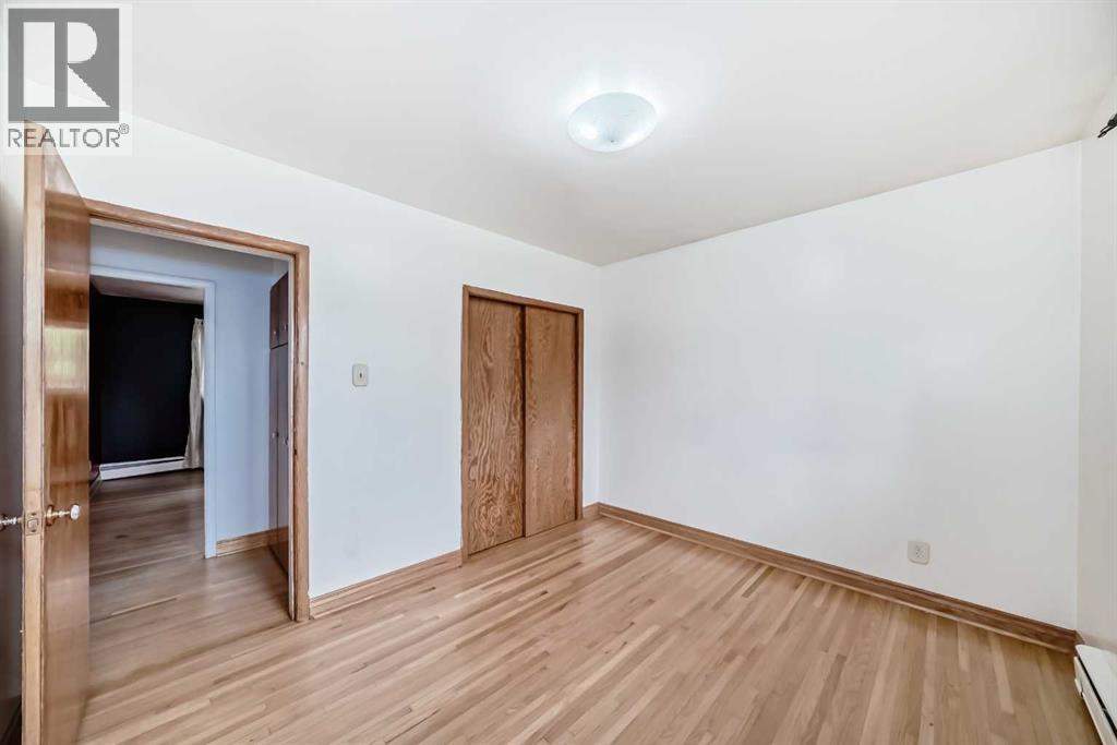 73 Kirby Place Sw, Calgary, Alberta  T2V 2K7 - Photo 11 - A2238186