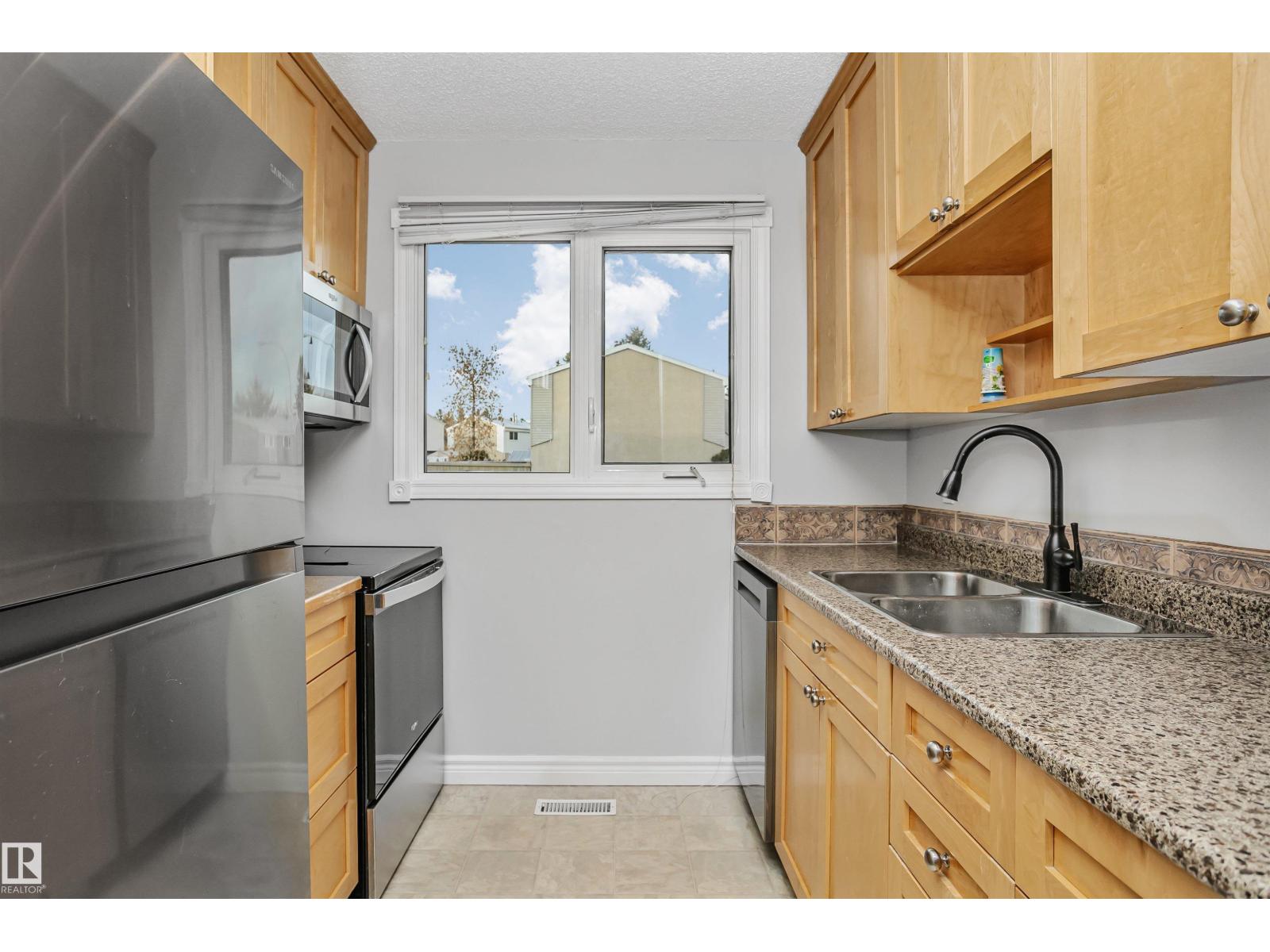 14831d Riverbend Rd Nw, Edmonton, Alberta  T6H 5A9 - Photo 19 - E4464438