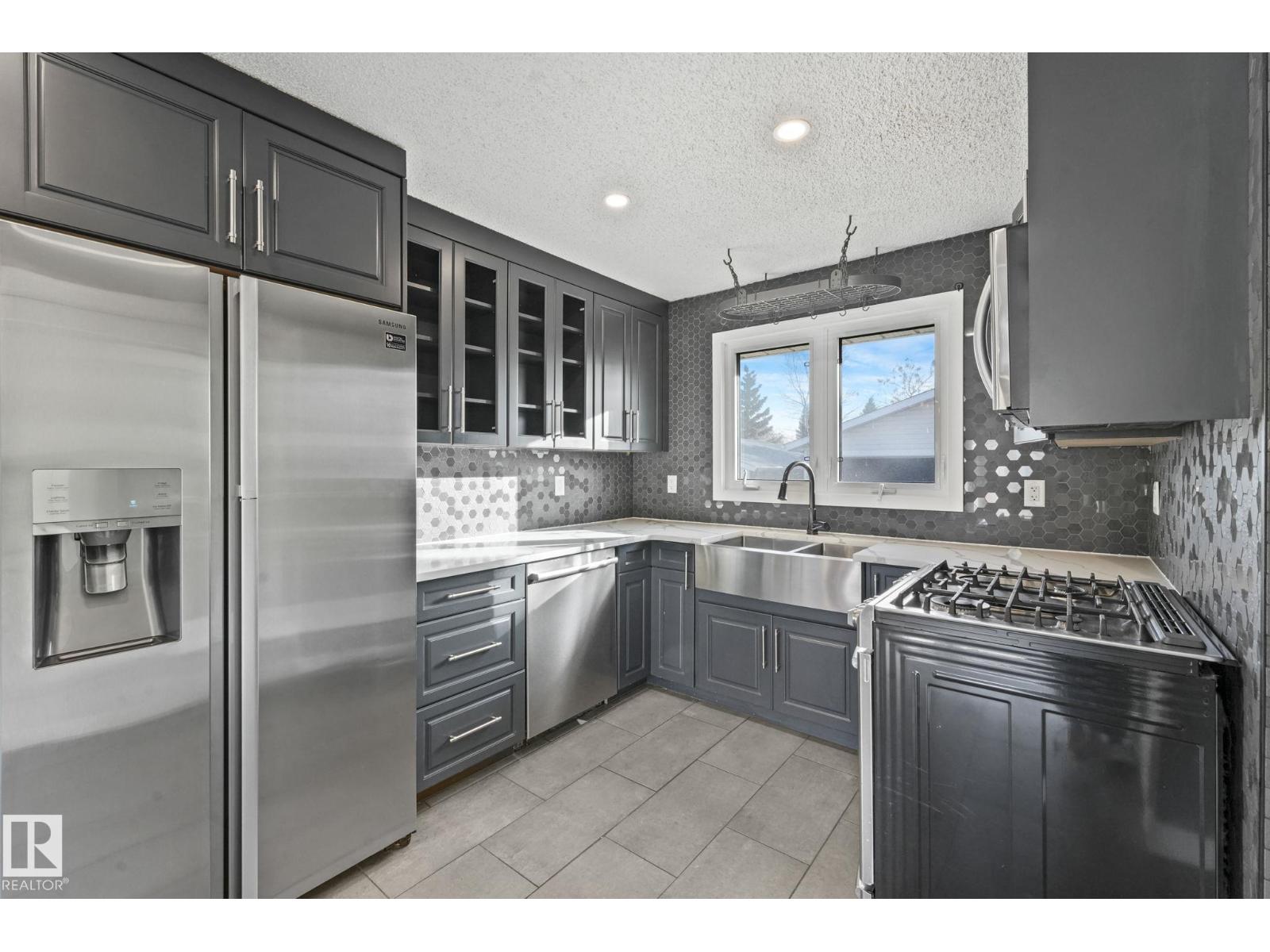 14515 29 St Nw, Edmonton, Alberta  T5Y 2E1 - Photo 11 - E4464439