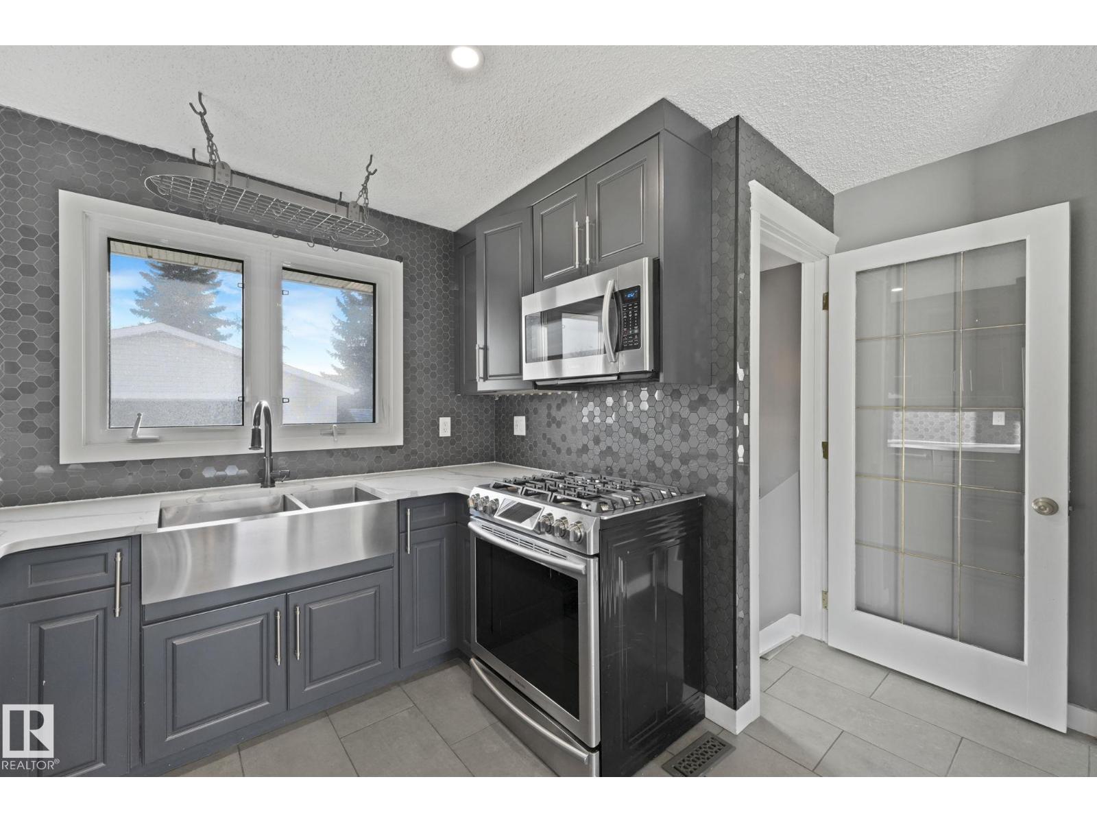 14515 29 St Nw, Edmonton, Alberta  T5Y 2E1 - Photo 12 - E4464439