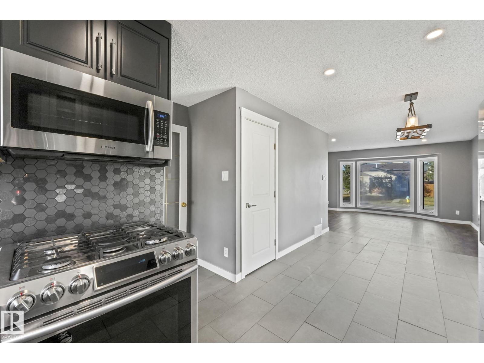 14515 29 St Nw, Edmonton, Alberta  T5Y 2E1 - Photo 15 - E4464439