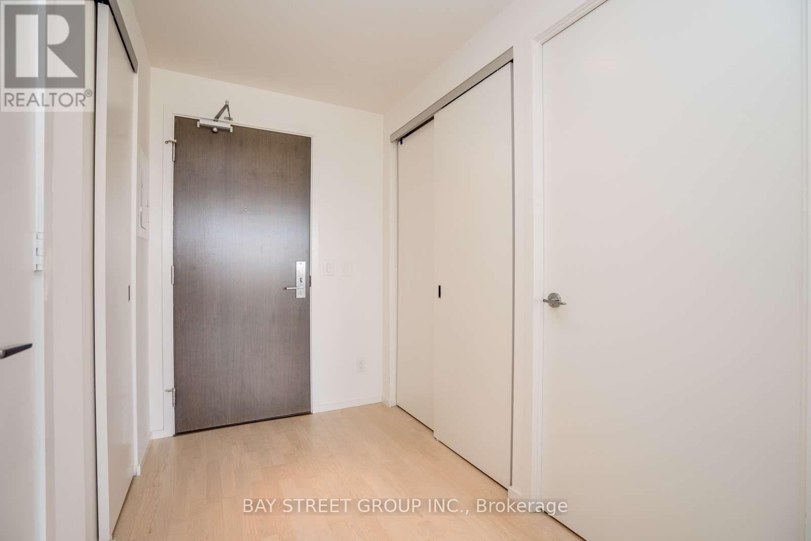 1709 - 101 Charles Street E, Toronto, Ontario  M4Y 1V2 - Photo 4 - C12500494