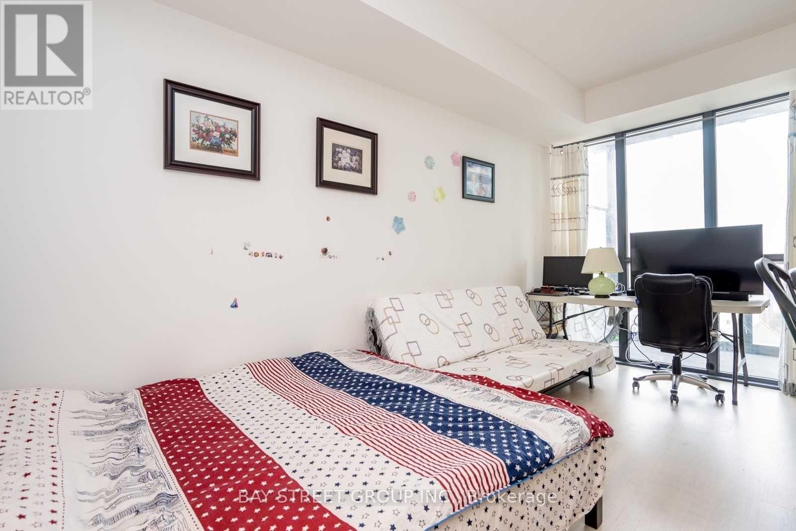 1709 - 101 Charles Street E, Toronto, Ontario  M4Y 1V2 - Photo 9 - C12500494