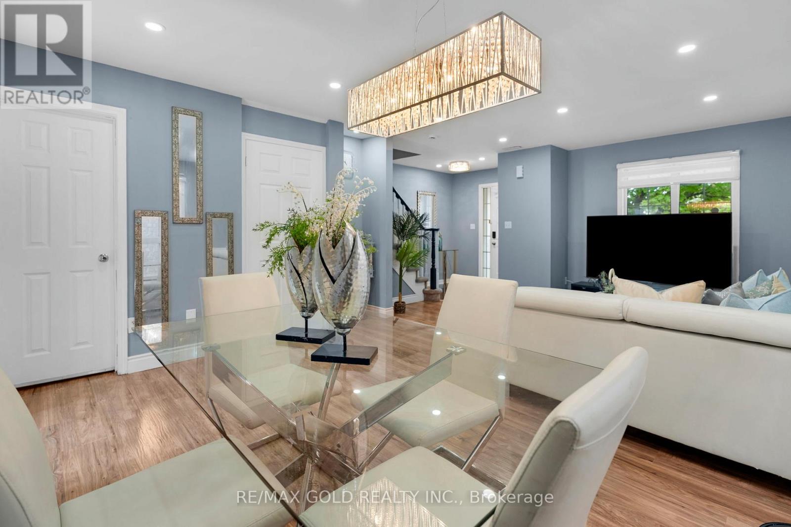 30 Worthington Avenue, Brampton, Ontario  L7A 1M9 - Photo 11 - W12499960