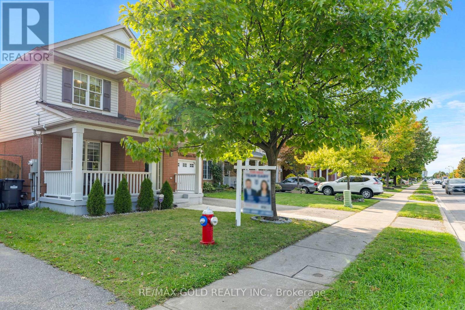 30 Worthington Avenue, Brampton, Ontario  L7A 1M9 - Photo 2 - W12499960