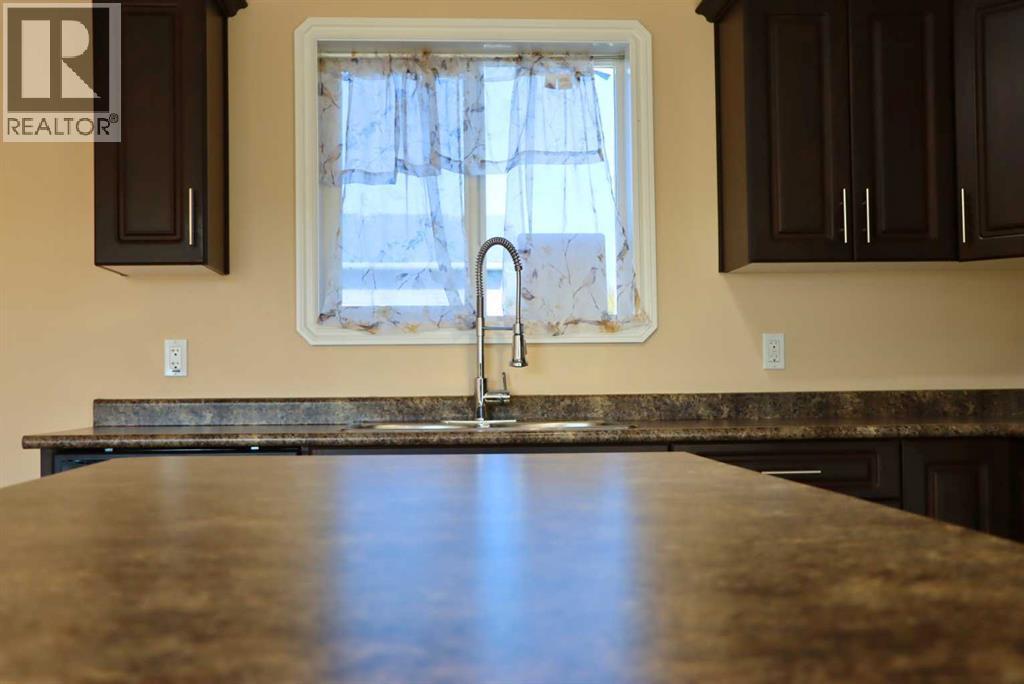 5202 52a Avenue, Valleyview, Alberta  T0H 3N0 - Photo 9 - A2262204