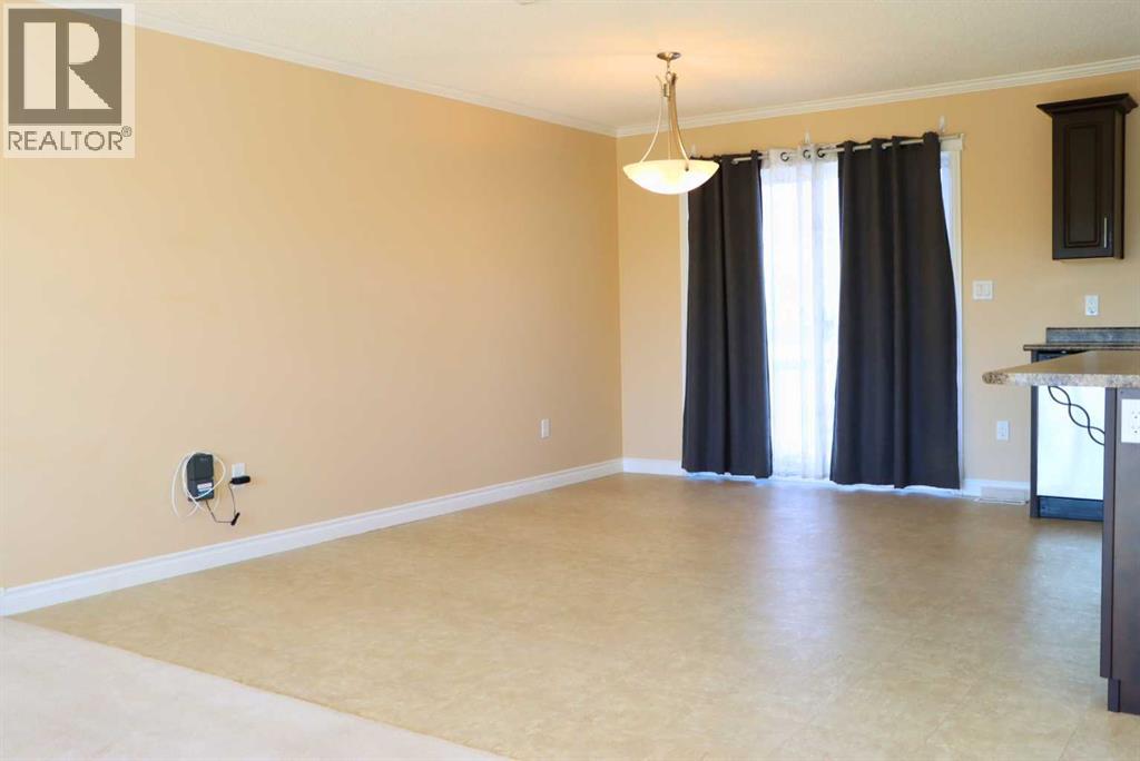 5202 52a Avenue, Valleyview, Alberta  T0H 3N0 - Photo 6 - A2262204