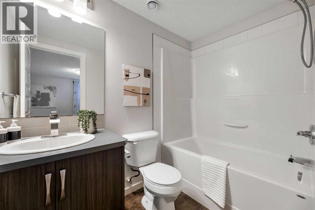 1013 Auburn Bay Circle Se, Calgary, Alberta  T3M 2A3 - Photo 20 - A2267000