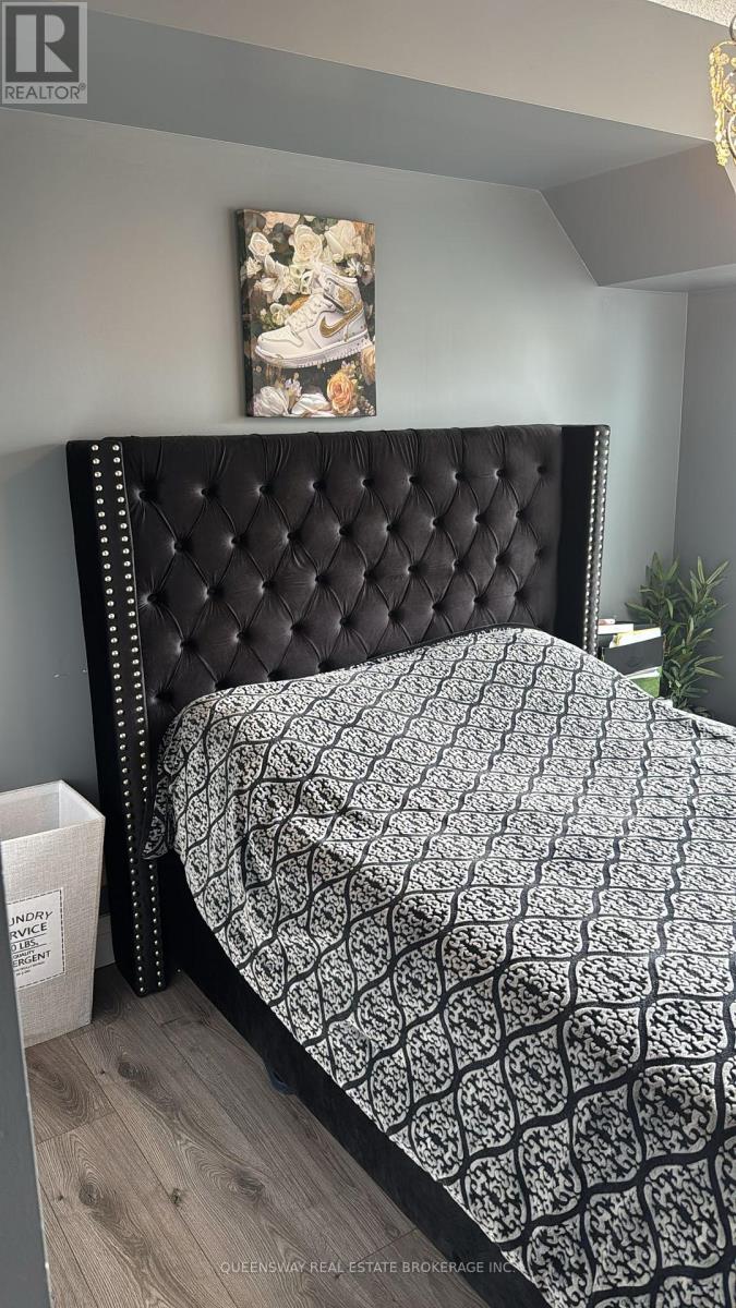 2108 - 1 Elm Drive, Mississauga, Ontario  L5B 4M1 - Photo 6 - W12500498