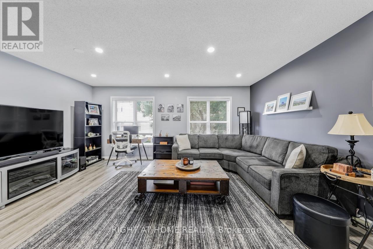 23 Seed House Lane W, Halton Hills, Ontario  L7G 6K3 - Photo 10 - W12500500