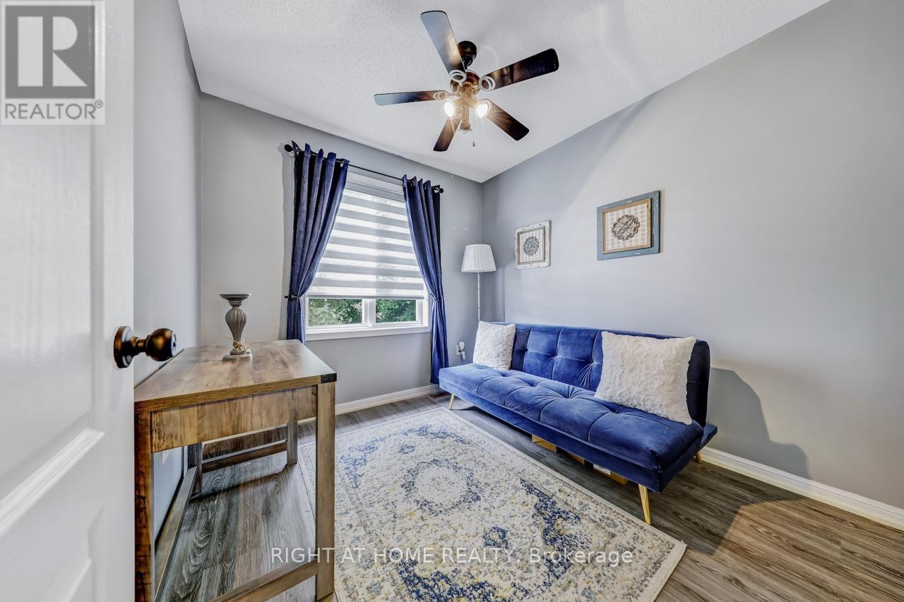 23 Seed House Lane W, Halton Hills, Ontario  L7G 6K3 - Photo 15 - W12500500