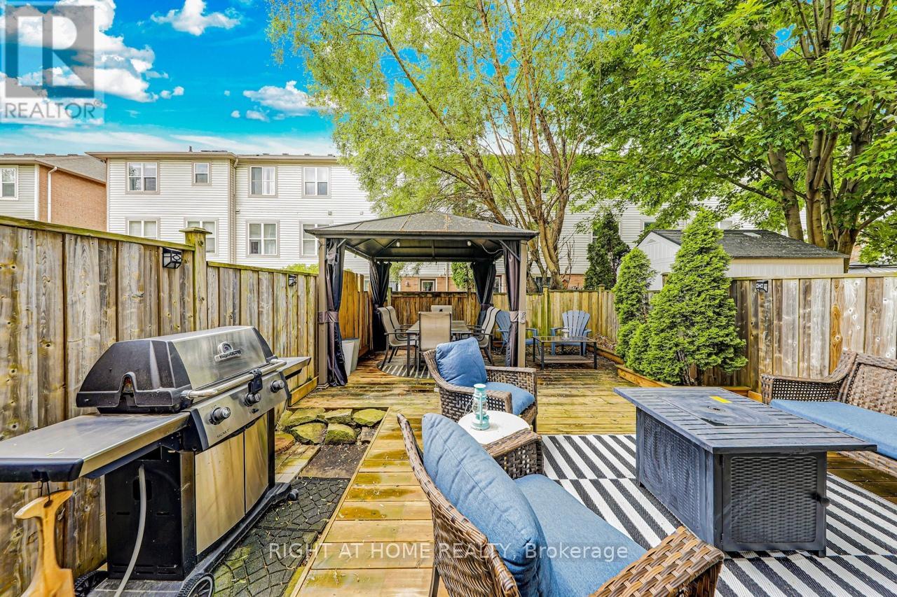 23 Seed House Lane W, Halton Hills, Ontario  L7G 6K3 - Photo 24 - W12500500