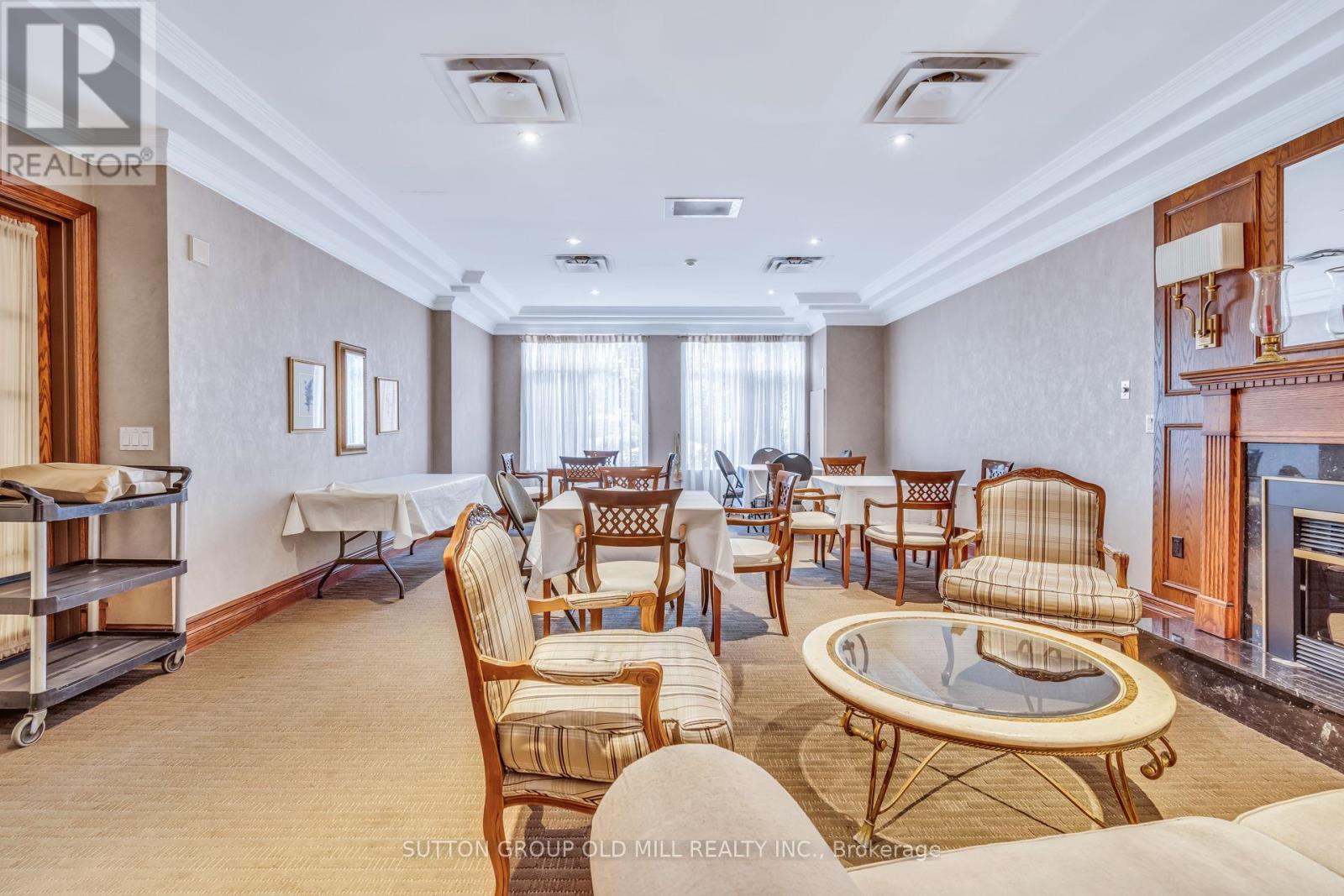 206 - 10 Old Mill Trail, Toronto (Kingsway South), Ontario  M8X 2Y9 - Photo 31 - W12500508