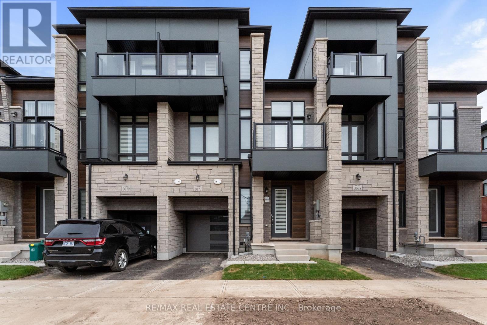 3077 PERKINS WAY, Oakville, Ontario