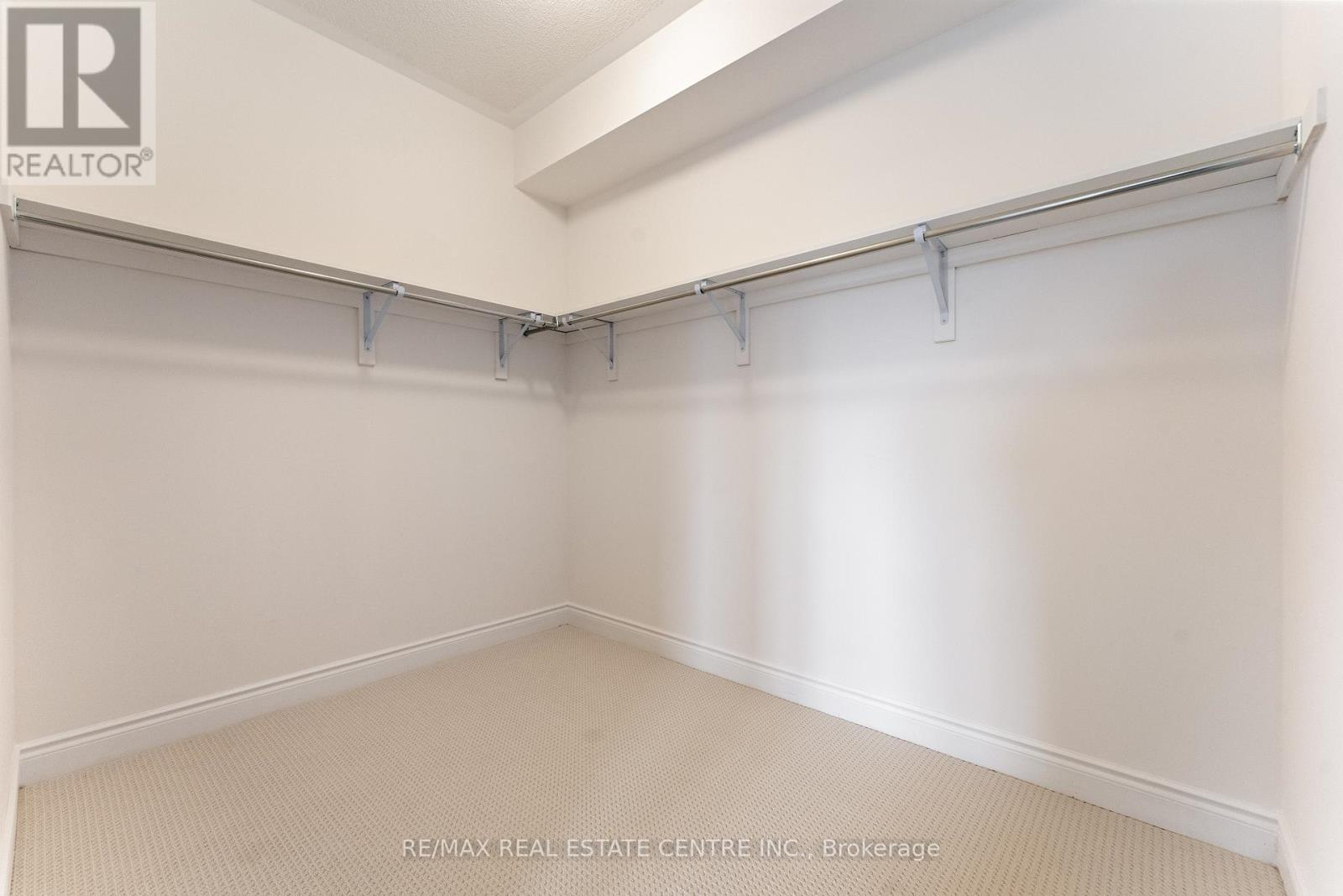 3077 Perkins Way, Oakville, Ontario  L6H 7G1 - Photo 23 - W12500510