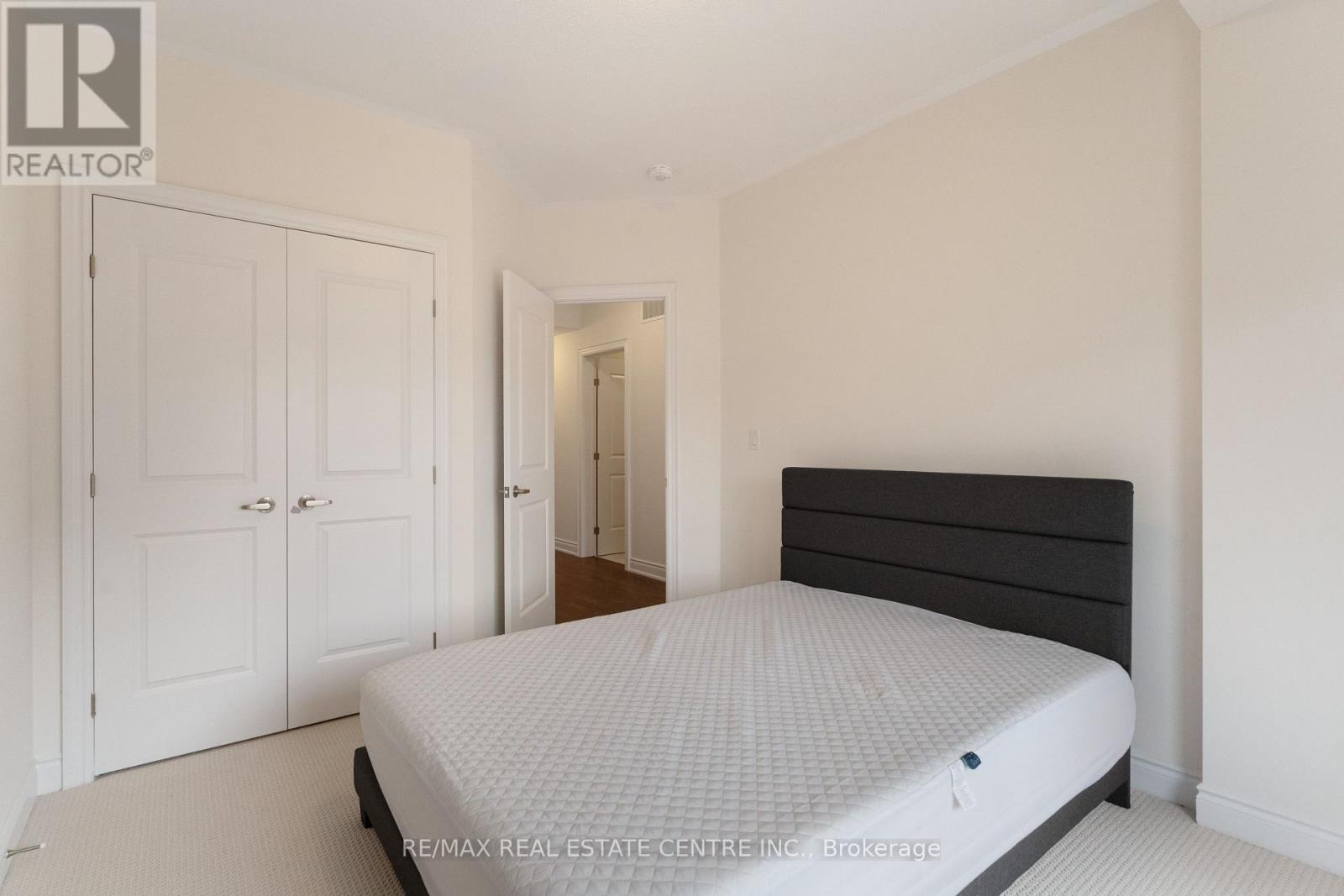 3077 Perkins Way, Oakville, Ontario  L6H 7G1 - Photo 28 - W12500510