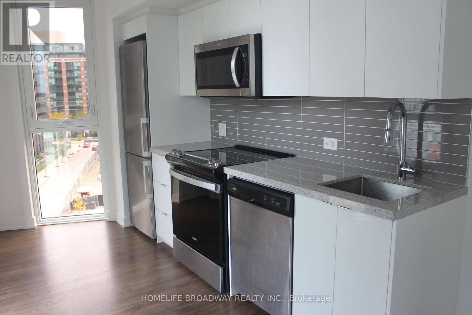 528 - 30 Tretti Way, Toronto, Ontario  M3H 0E3 - Photo 3 - C12499938