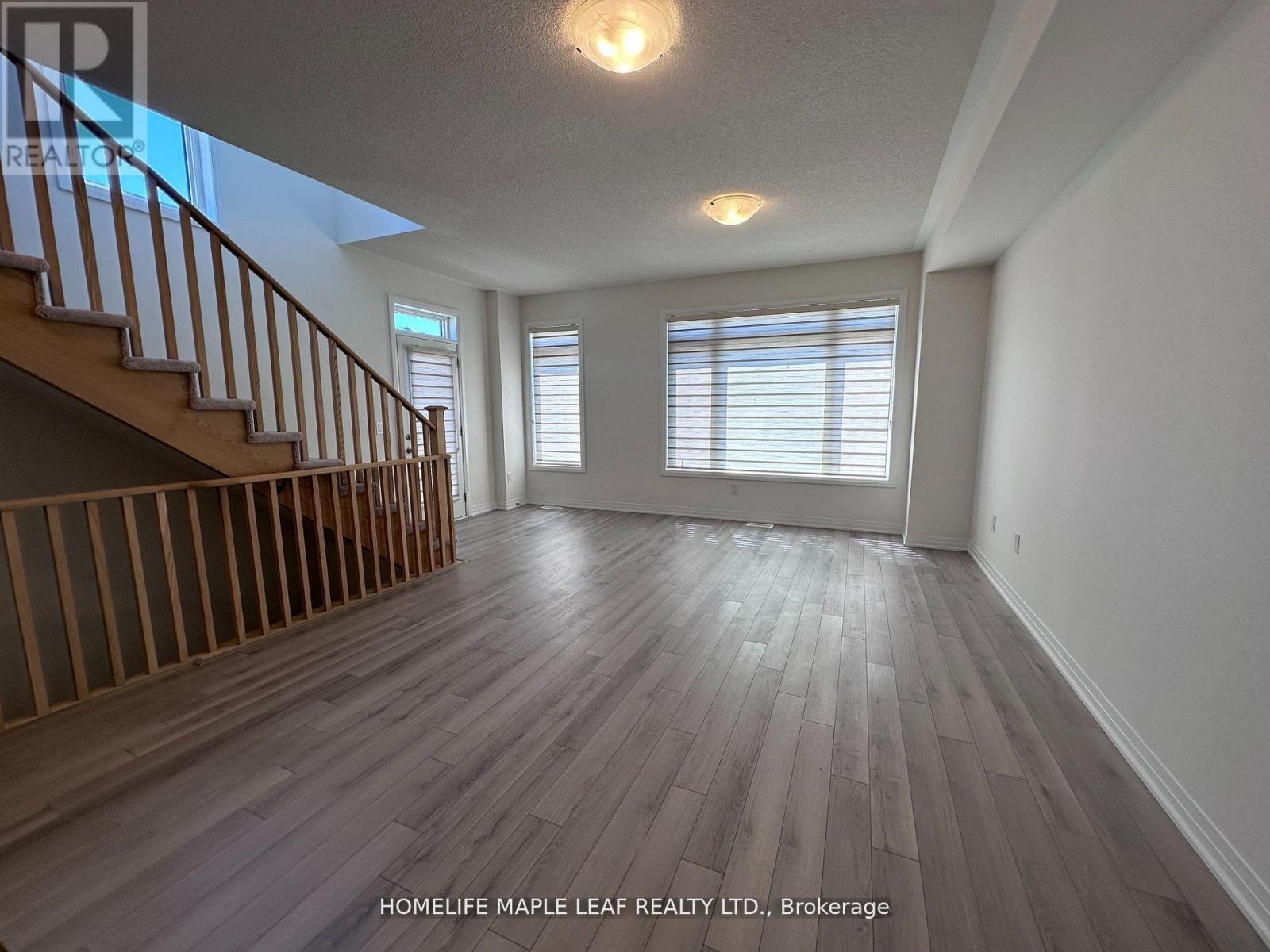 201 - 585 Colbourne Street E, Brantford, Ontario  N3S 0K4 - Photo 12 - X12482108