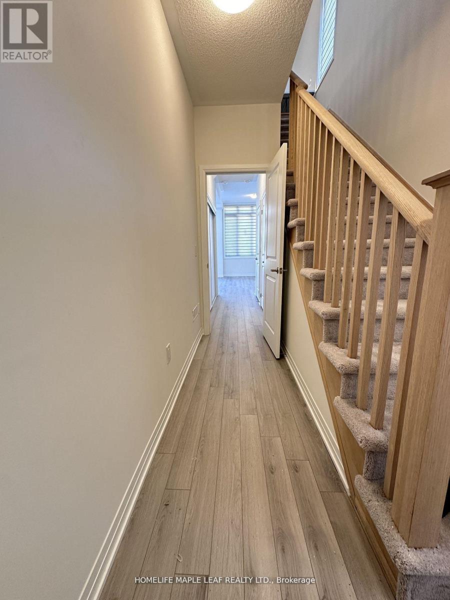 201 - 585 Colbourne Street E, Brantford, Ontario  N3S 0K4 - Photo 6 - X12482108