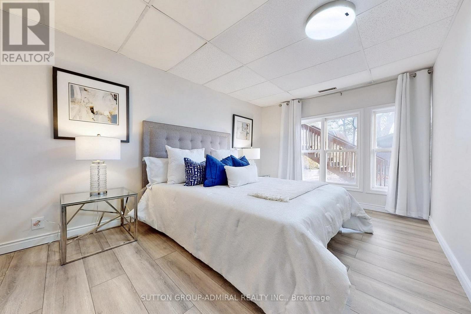 Main - 2238 4th Line, Innisfil (Alcona), Ontario  L0L 1K0 - Photo 11 - N12473532