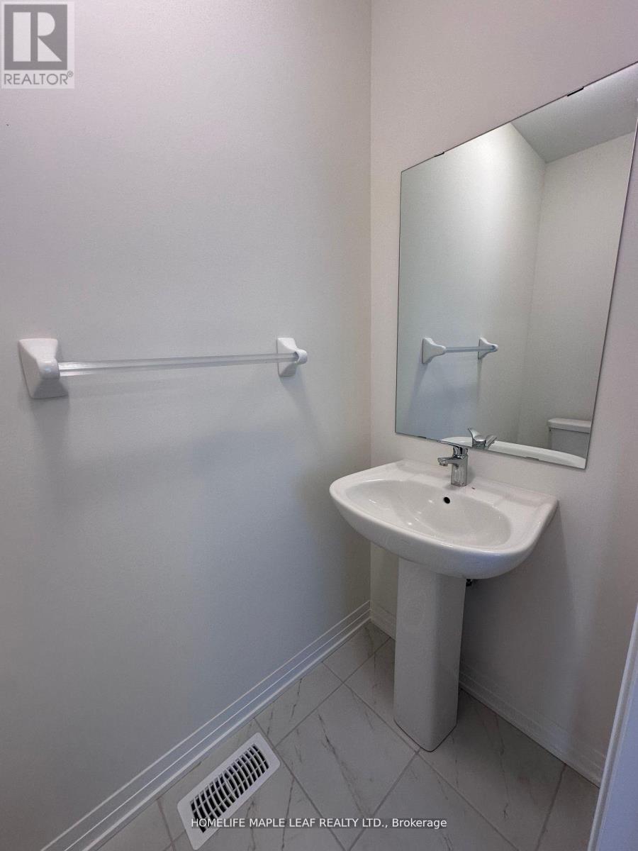 201 - 585 Colbourne Street E, Brantford, Ontario  N3S 0K4 - Photo 15 - X12482108