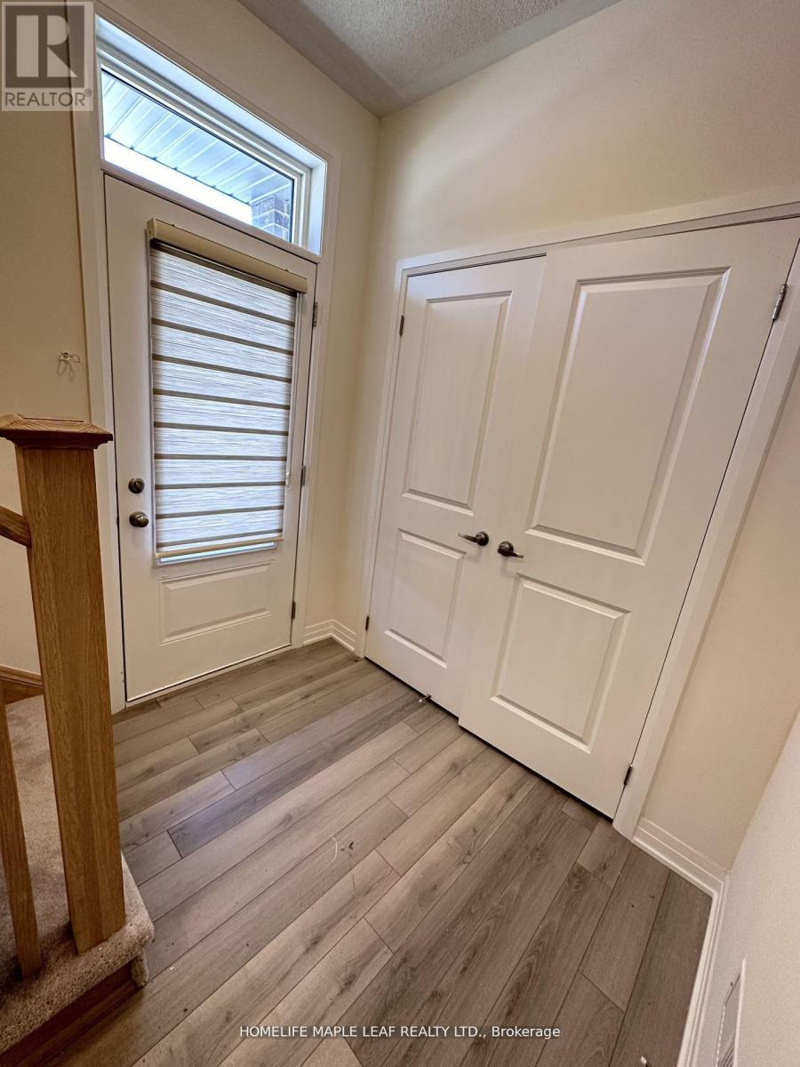 201 - 585 Colbourne Street E, Brantford, Ontario  N3S 0K4 - Photo 5 - X12482108