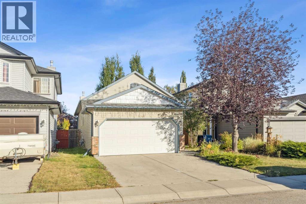 1048 Bridlemeadows Manor Sw, Calgary, Alberta  T2Y 4K9 - Photo 1 - A2262295