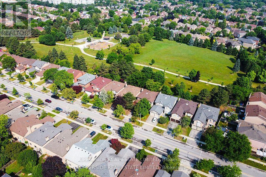 646 York Hill Boulevard, Vaughan, Ontario  L4J 5L8 - Photo 33 - N12467113