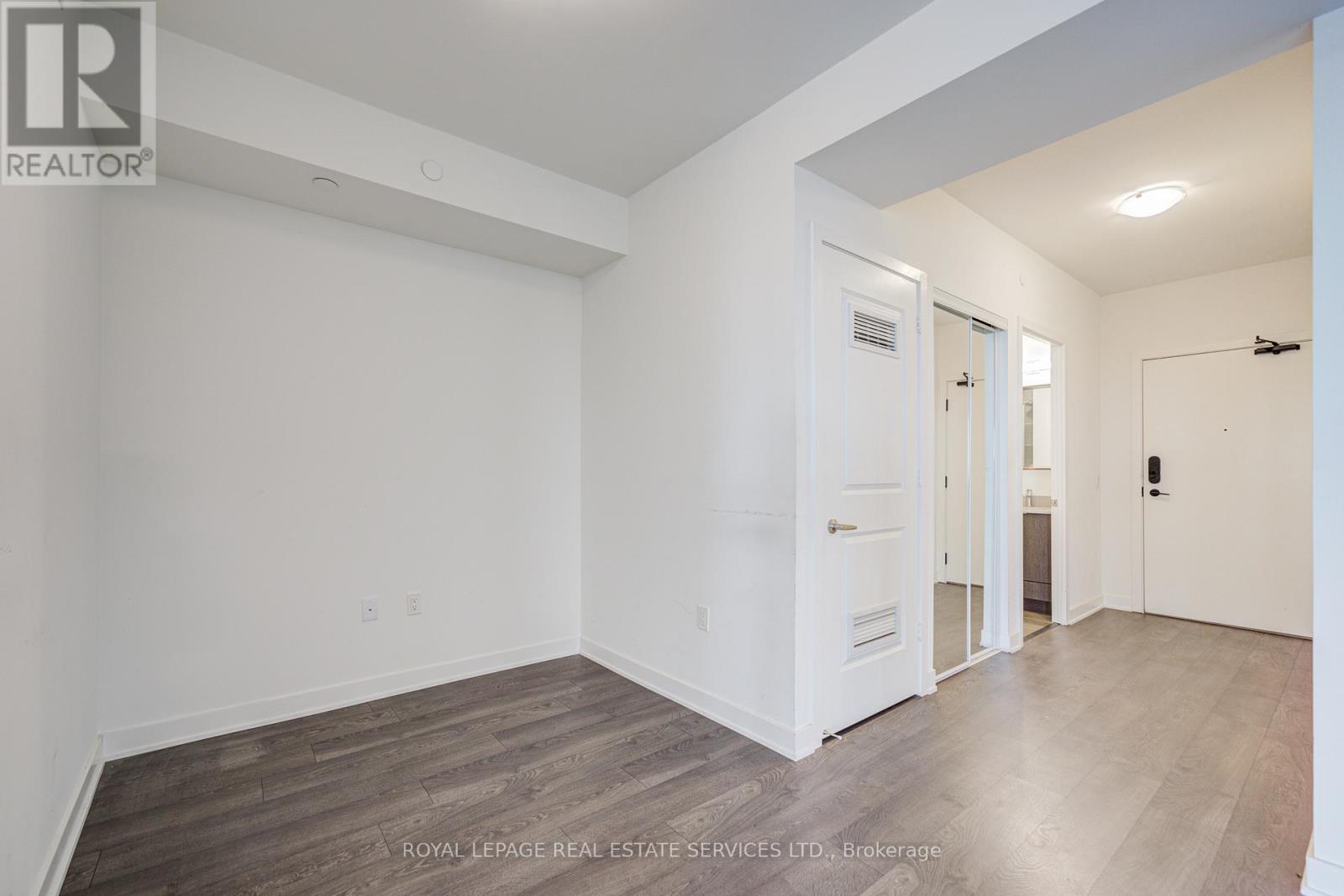 1704 - 4675 Metcalfe Avenue, Mississauga (Central Erin Mills), Ontario  L5M 0Z8 - Photo 17 - W12423888