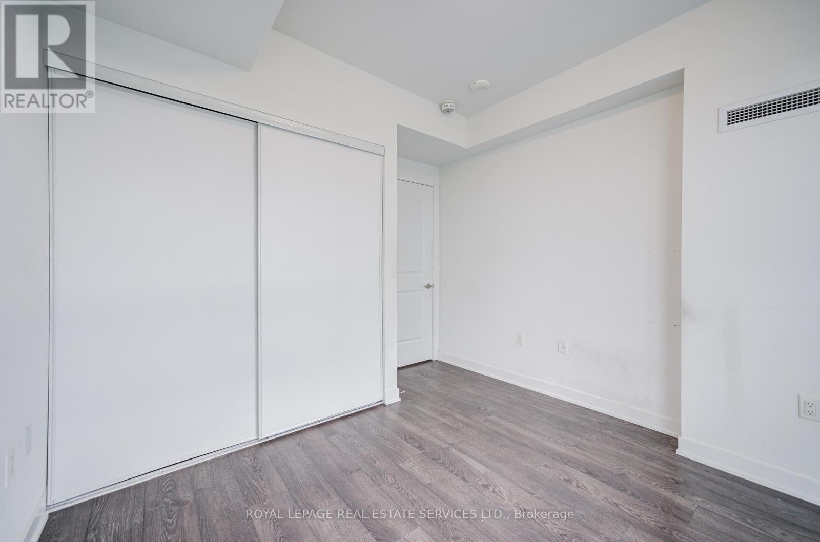 1704 - 4675 Metcalfe Avenue, Mississauga (Central Erin Mills), Ontario  L5M 0Z8 - Photo 24 - W12423888