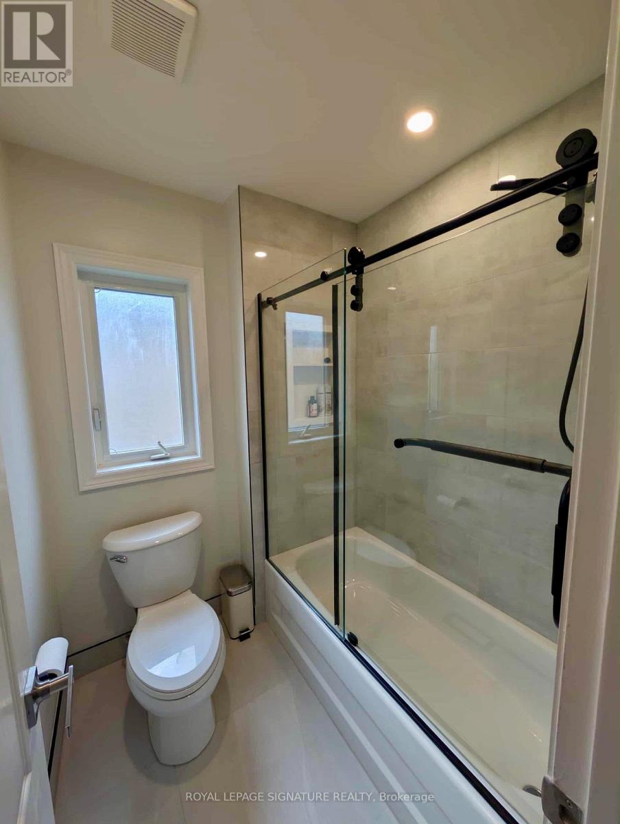 40 Graydon Crescent, Richmond Hill, Ontario  L4B 3V9 - Photo 26 - N12491584