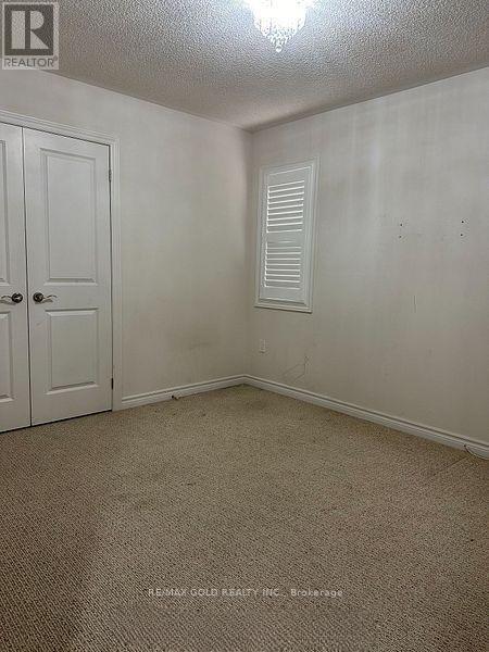 292 Remembrance Drive, Brampton, Ontario  L7A 4J3 - Photo 16 - W12485255