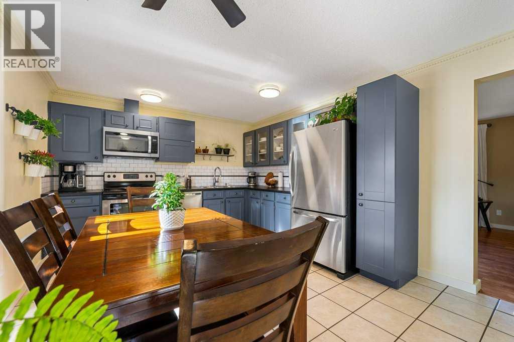 56 Shawmeadows Close Sw, Calgary, Alberta  T2Y 1A7 - Photo 18 - A2264207